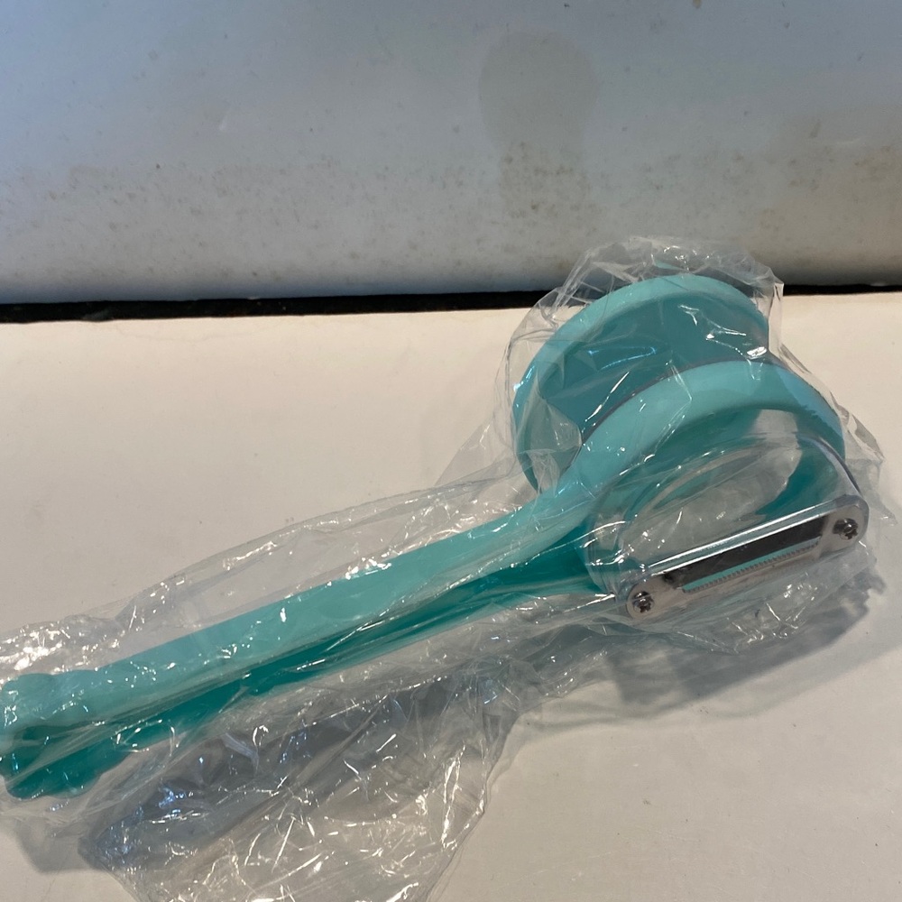 NIP Portable Vegetable & Fruit Peeler